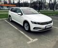 Белый Фольксваген Пассат, объемом двигателя 2 л и пробегом 171 тыс. км за 30500 $, фото 1 на Automoto.ua