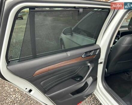 Белый Фольксваген Пассат, объемом двигателя 1.97 л и пробегом 215 тыс. км за 24500 $, фото 27 на Automoto.ua