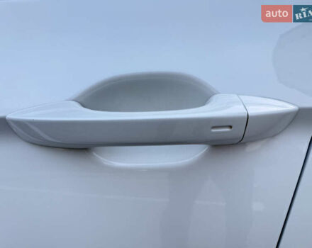 Белый Фольксваген Пассат, объемом двигателя 2 л и пробегом 205 тыс. км за 27500 $, фото 48 на Automoto.ua