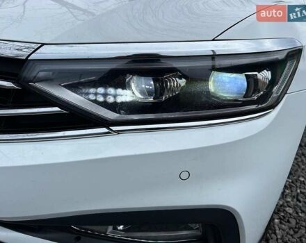 Белый Фольксваген Пассат, объемом двигателя 1.97 л и пробегом 215 тыс. км за 24500 $, фото 14 на Automoto.ua