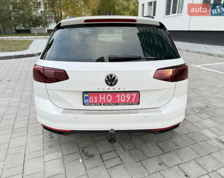 Белый Фольксваген Пассат, объемом двигателя 2 л и пробегом 205 тыс. км за 27500 $, фото 22 на Automoto.ua