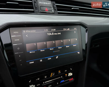 Білий Фольксваген Пассат, об'ємом двигуна 2 л та пробігом 156 тис. км за 26999 $, фото 22 на Automoto.ua