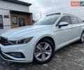 Белый Фольксваген Пассат, объемом двигателя 2 л и пробегом 209 тыс. км за 24700 $, фото 1 на Automoto.ua