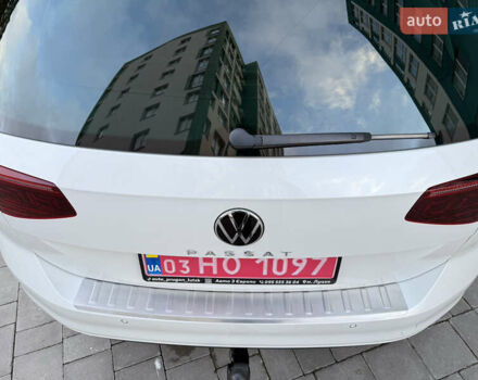 Белый Фольксваген Пассат, объемом двигателя 2 л и пробегом 205 тыс. км за 27500 $, фото 30 на Automoto.ua