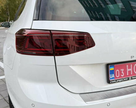 Белый Фольксваген Пассат, объемом двигателя 2 л и пробегом 205 тыс. км за 27500 $, фото 21 на Automoto.ua