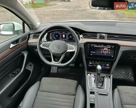 Белый Фольксваген Пассат, объемом двигателя 1.97 л и пробегом 215 тыс. км за 24500 $, фото 29 на Automoto.ua