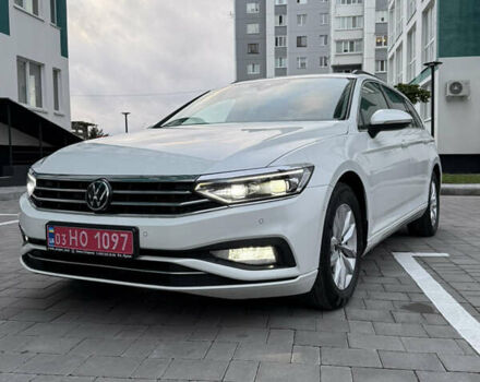 Белый Фольксваген Пассат, объемом двигателя 2 л и пробегом 205 тыс. км за 27500 $, фото 167 на Automoto.ua