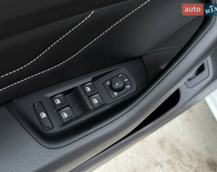 Білий Фольксваген Пассат, об'ємом двигуна 2 л та пробігом 156 тис. км за 26999 $, фото 30 на Automoto.ua