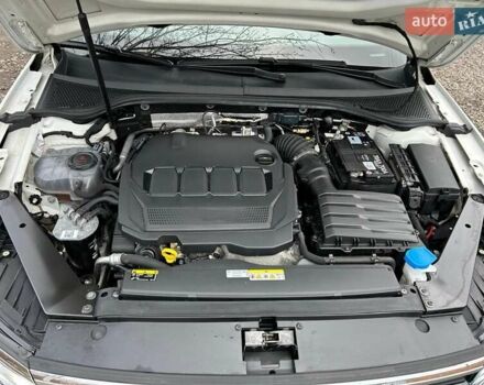 Белый Фольксваген Пассат, объемом двигателя 1.97 л и пробегом 215 тыс. км за 24500 $, фото 52 на Automoto.ua