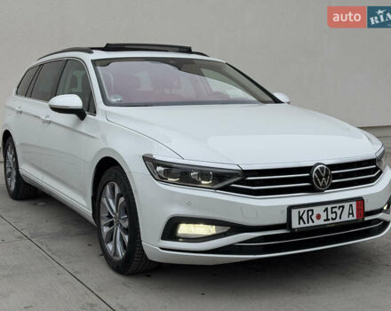 Білий Фольксваген Пассат, об'ємом двигуна 2 л та пробігом 156 тис. км за 26999 $, фото 2 на Automoto.ua