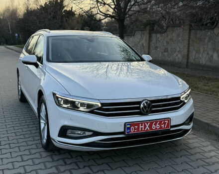 Белый Фольксваген Пассат, объемом двигателя 2 л и пробегом 197 тыс. км за 23700 $, фото 7 на Automoto.ua