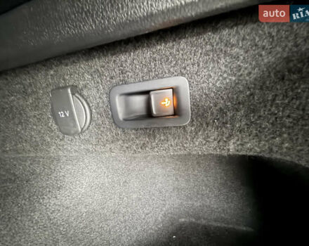 Белый Фольксваген Пассат, объемом двигателя 2 л и пробегом 205 тыс. км за 27500 $, фото 109 на Automoto.ua