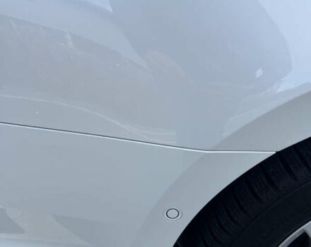 Белый Фольксваген Пассат, объемом двигателя 1.97 л и пробегом 168 тыс. км за 27349 $, фото 40 на Automoto.ua