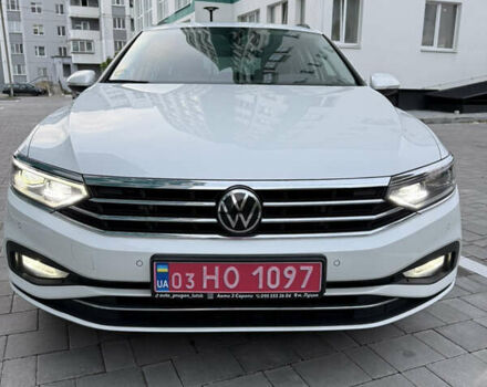 Белый Фольксваген Пассат, объемом двигателя 2 л и пробегом 205 тыс. км за 27500 $, фото 164 на Automoto.ua