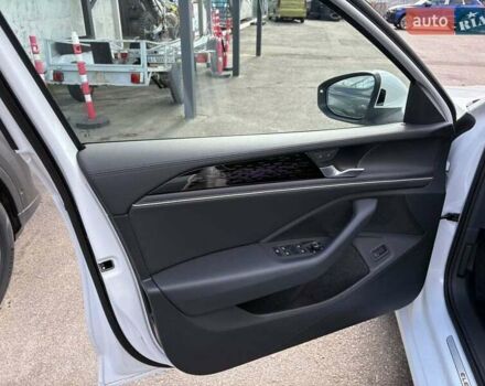 Белый Фольксваген Пассат, объемом двигателя 1.97 л и пробегом 12 тыс. км за 45800 $, фото 13 на Automoto.ua