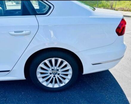 Белый Фольксваген Пассат, объемом двигателя 0 л и пробегом 130 тыс. км за 7800 $, фото 5 на Automoto.ua