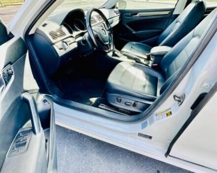 Белый Фольксваген Пассат, объемом двигателя 0 л и пробегом 130 тыс. км за 7800 $, фото 7 на Automoto.ua