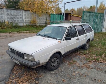 Белый Фольксваген Пассат, объемом двигателя 1.6 л и пробегом 550 тыс. км за 1100 $, фото 1 на Automoto.ua