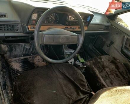 Белый Фольксваген Пассат, объемом двигателя 1.6 л и пробегом 100 тыс. км за 1500 $, фото 1 на Automoto.ua