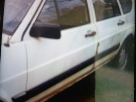 Белый Фольксваген Пассат, объемом двигателя 0 л и пробегом 171 тыс. км за 1150 $, фото 1 на Automoto.ua