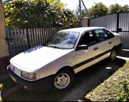 Білий Фольксваген Пассат, об'ємом двигуна 1.8 л та пробігом 380 тис. км за 1250 $, фото 1 на Automoto.ua