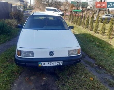 Білий Фольксваген Пассат, об'ємом двигуна 1.8 л та пробігом 600 тис. км за 990 $, фото 1 на Automoto.ua