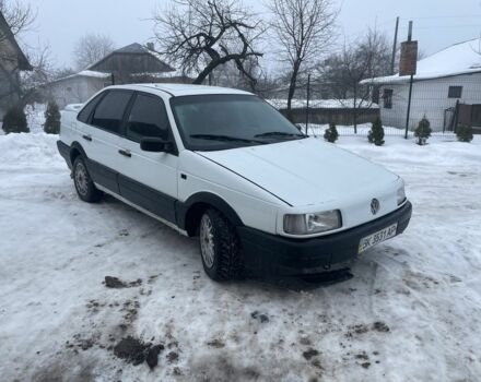 Белый Фольксваген Пассат, объемом двигателя 1.6 л и пробегом 510 тыс. км за 2300 $, фото 1 на Automoto.ua