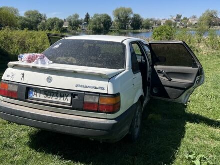 Фольксваген Пассат 1989 у Фастове на Automoto.ua Білий Фольксваген Пассат, об'ємом двигуна 0 л та пробігом 400 тис. км за 1500 $, фото 1 на Automoto.ua