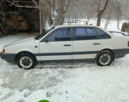 Белый Фольксваген Пассат, объемом двигателя 0 л и пробегом 281 тыс. км за 1500 $, фото 1 на Automoto.ua