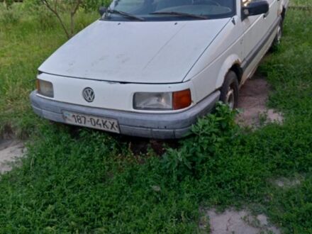 Білий Фольксваген Пассат, об'ємом двигуна 0 л та пробігом 400 тис. км за 650 $, фото 1 на Automoto.ua