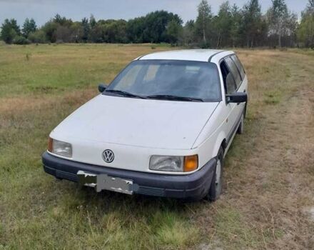 Білий Фольксваген Пассат, об'ємом двигуна 1.9 л та пробігом 400 тис. км за 1800 $, фото 1 на Automoto.ua