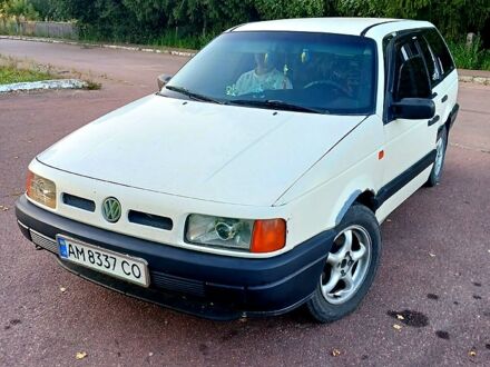 Фольксваген Пассат 1991 у Овруче на Automoto.ua Білий Фольксваген Пассат, об'ємом двигуна 1.6 л та пробігом 0 тис. км за 2500 $, фото 1 на Automoto.ua