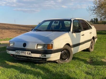 Фольксваген Пассат 1991 у Тернополі на Automoto.ua Білий Фольксваген Пассат, об'ємом двигуна 1.6 л та пробігом 428 тис. км за 1300 $, фото 1 на Automoto.ua