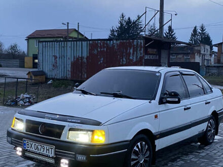 Белый Фольксваген Пассат, объемом двигателя 1.78 л и пробегом 401 тыс. км за 2000 $, фото 1 на Automoto.ua