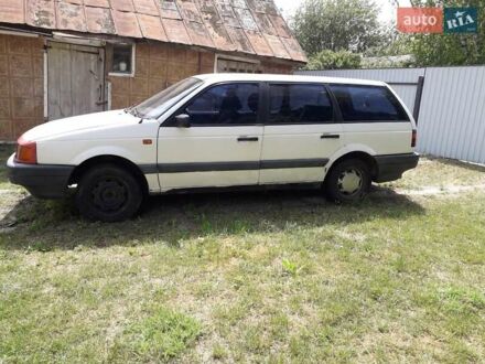 Фольксваген Пассат 1993 в Барышевке на Automoto.ua Белый Фольксваген Пассат, объемом двигателя 1.8 л и пробегом 375 тыс. км за 1012 $, фото 1 на Automoto.ua