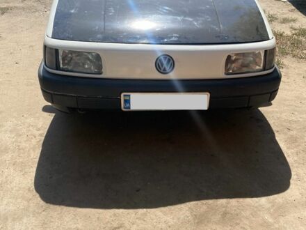 Белый Фольксваген Пассат, объемом двигателя 2 л и пробегом 366 тыс. км за 1400 $, фото 1 на Automoto.ua