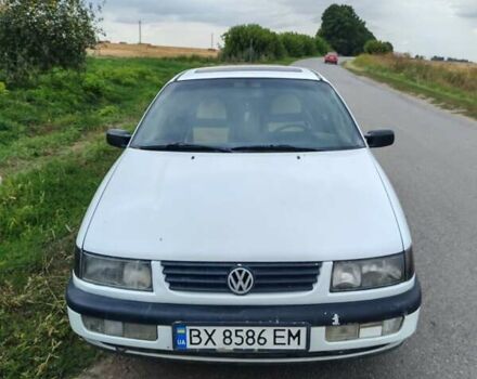 Белый Фольксваген Пассат, объемом двигателя 1.8 л и пробегом 434 тыс. км за 1600 $, фото 1 на Automoto.ua