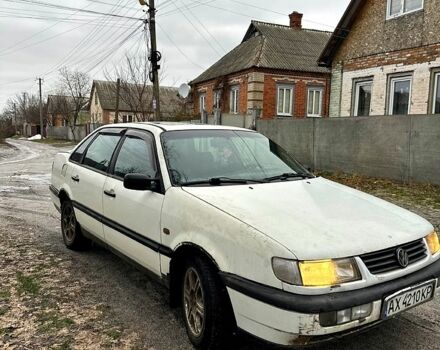 Белый Фольксваген Пассат, объемом двигателя 1.9 л и пробегом 0 тыс. км за 1500 $, фото 1 на Automoto.ua