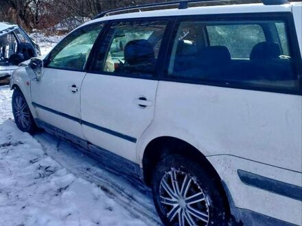 Фольксваген Пассат 1997 в Житомире на Automoto.ua Белый Фольксваген Пассат, объемом двигателя 19 л и пробегом 0 тыс. км за 1560 $, фото 1 на Automoto.ua