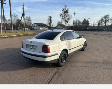 Белый Фольксваген Пассат, объемом двигателя 1.9 л и пробегом 400 тыс. км за 1900 $, фото 1 на Automoto.ua