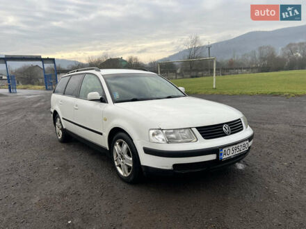 Белый Фольксваген Пассат, объемом двигателя 1.9 л и пробегом 300 тыс. км за 2699 $, фото 1 на Automoto.ua