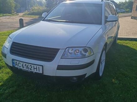 Білий Фольксваген Пассат, об'ємом двигуна 1.8 л та пробігом 265 тис. км за 4400 $, фото 1 на Automoto.ua