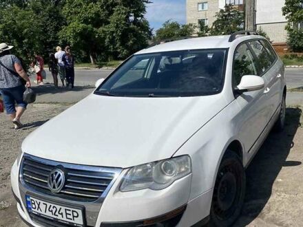 Фольксваген Пассат 2006 в Шепетовке на Automoto.ua Белый Фольксваген Пассат, объемом двигателя 1.9 л и пробегом 347 тыс. км за 4500 $, фото 1 на Automoto.ua