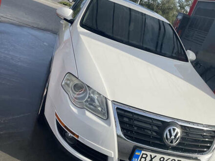 Белый Фольксваген Пассат, объемом двигателя 2 л и пробегом 260 тыс. км за 8800 $, фото 1 на Automoto.ua