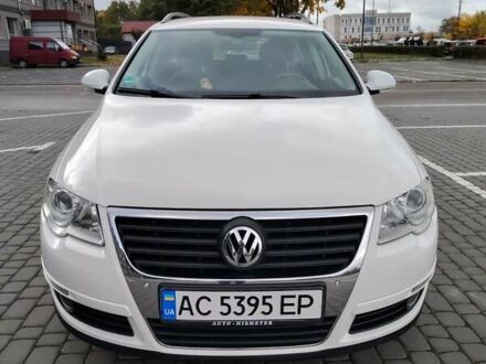 Фольксваген Пассат 2010 в Луцке на Automoto.ua Белый Фольксваген Пассат, объемом двигателя 1.97 л и пробегом 209 тыс. км за 8950 $, фото 1 на Automoto.ua