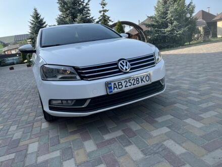 Білий Фольксваген Пассат, об'ємом двигуна 1.6 л та пробігом 280 тис. км за 9999 $, фото 1 на Automoto.ua
