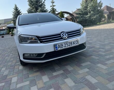 Белый Фольксваген Пассат, объемом двигателя 1.6 л и пробегом 280 тыс. км за 9999 $, фото 1 на Automoto.ua