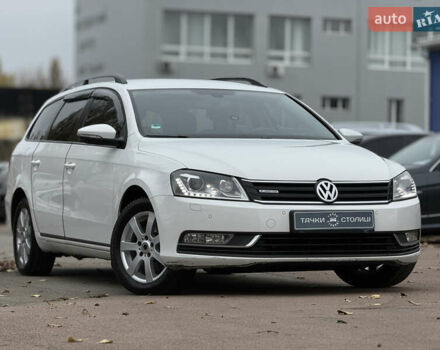 Білий Фольксваген Пассат, об'ємом двигуна 1.6 л та пробігом 301 тис. км за 9400 $, фото 1 на Automoto.ua
