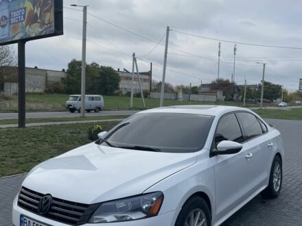 Фольксваген Пассат 2011 в Кропивницком (Кировограде) на Automoto.ua Белый Фольксваген Пассат, объемом двигателя 2.5 л и пробегом 319 тыс. км за 9950 $, фото 1 на Automoto.ua