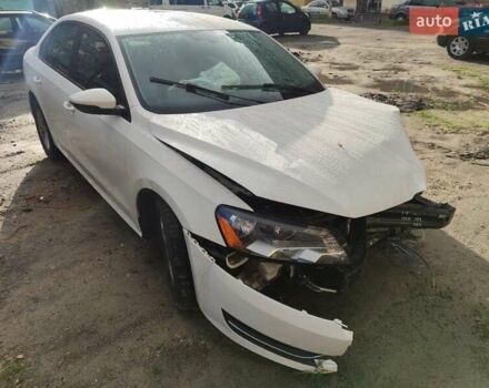 Белый Фольксваген Пассат, объемом двигателя 2.5 л и пробегом 204 тыс. км за 3500 $, фото 1 на Automoto.ua